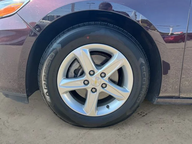Used 2021 Red Chevrolet LS image 14
