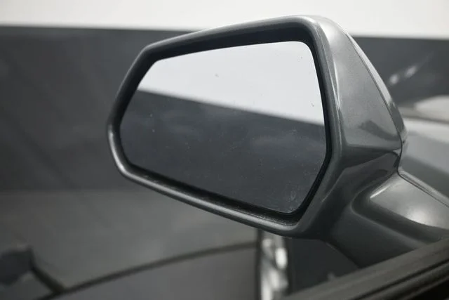 Used 2019 Gray Chevrolet 1LT image 5