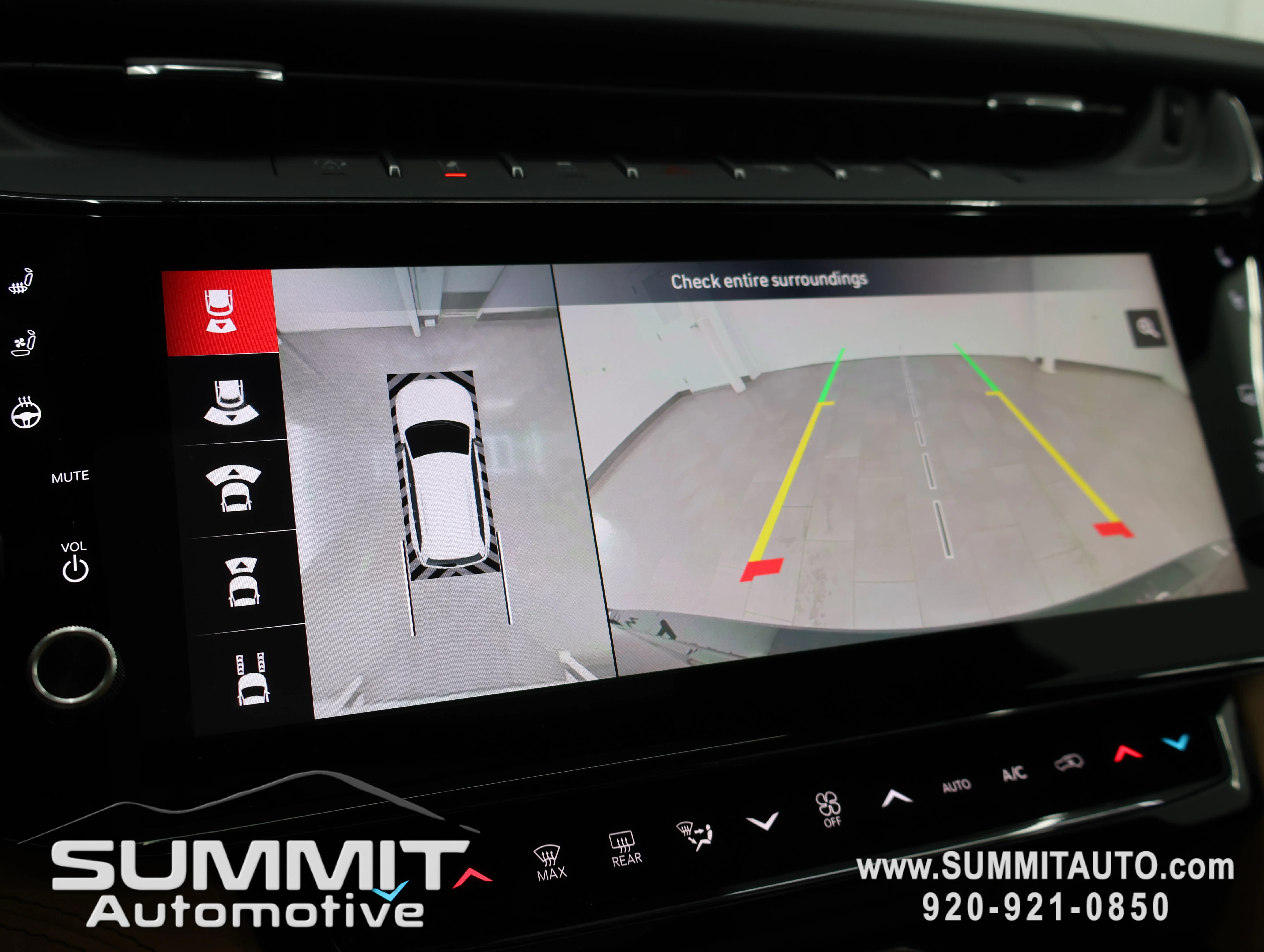 New 2026 Diamond Black Crystal Pearl-Coat Exterior Paint Jeep Summit image 17