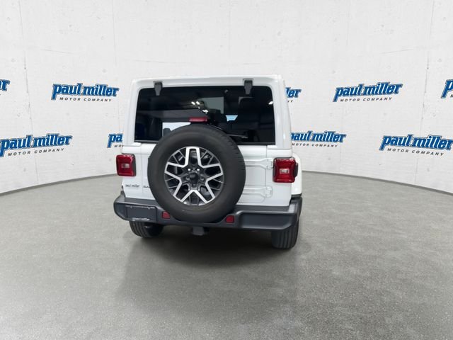 Used 2025 White Jeep Sahara image 10