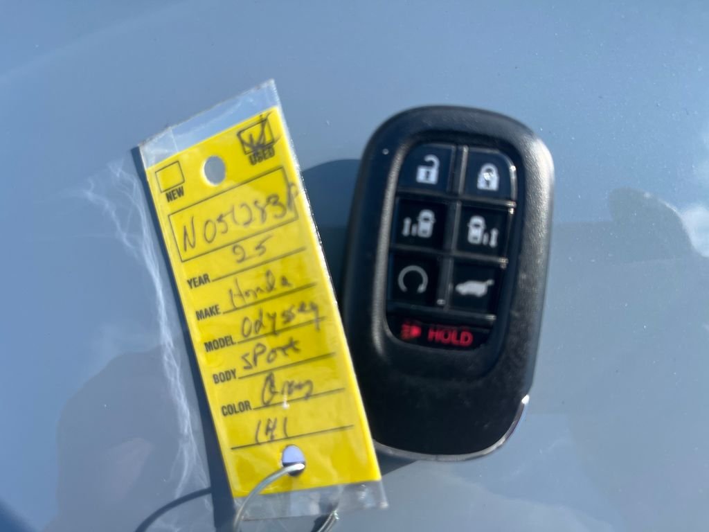 Used 2025 Gray Honda Sport-L image 33