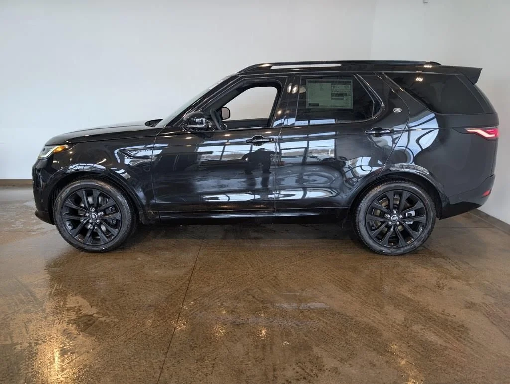 New 2026 Santorini Black Land Rover  image 3