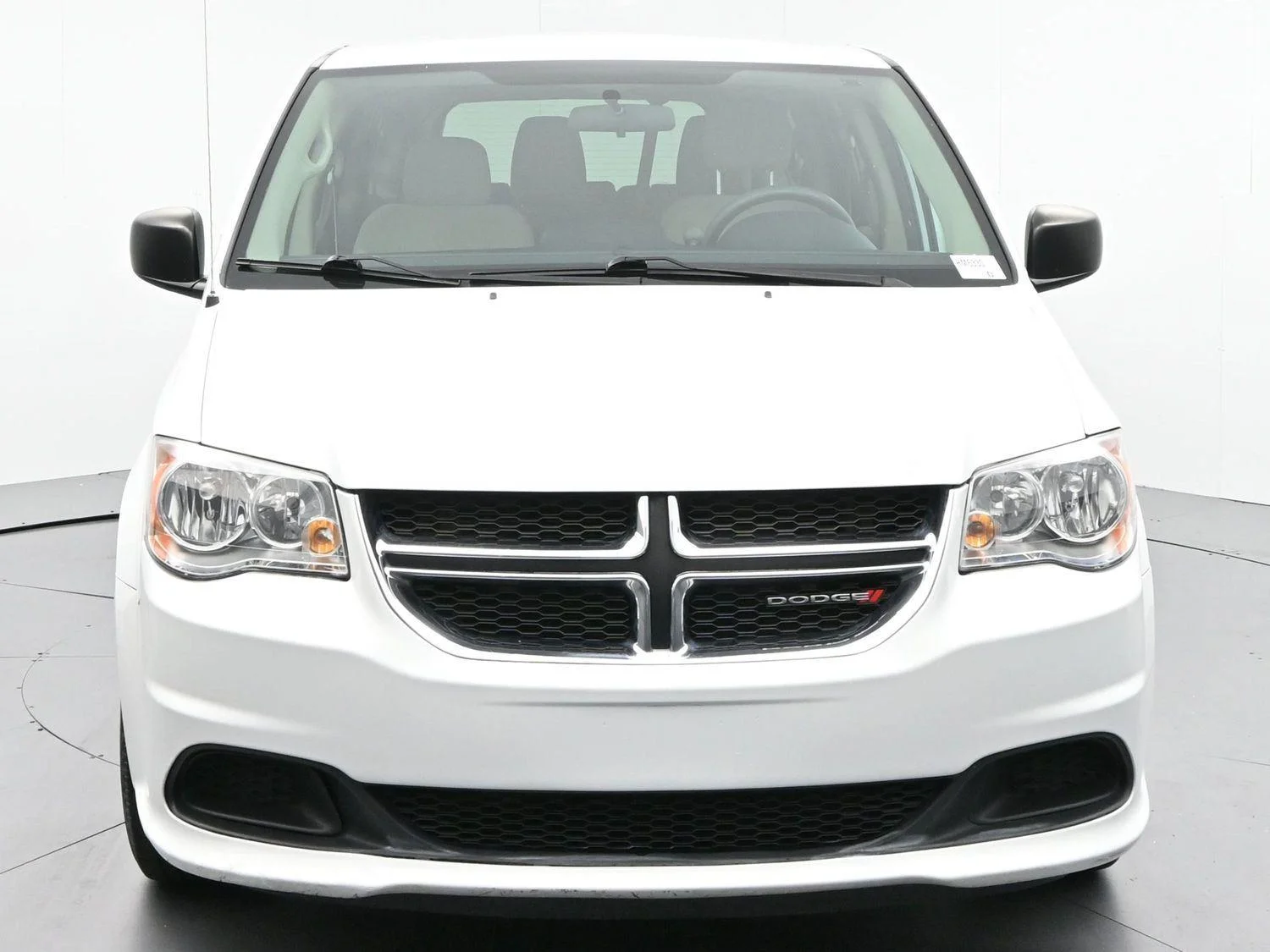 Used 2017 White Knuckle Clearcoat Dodge SE image 2