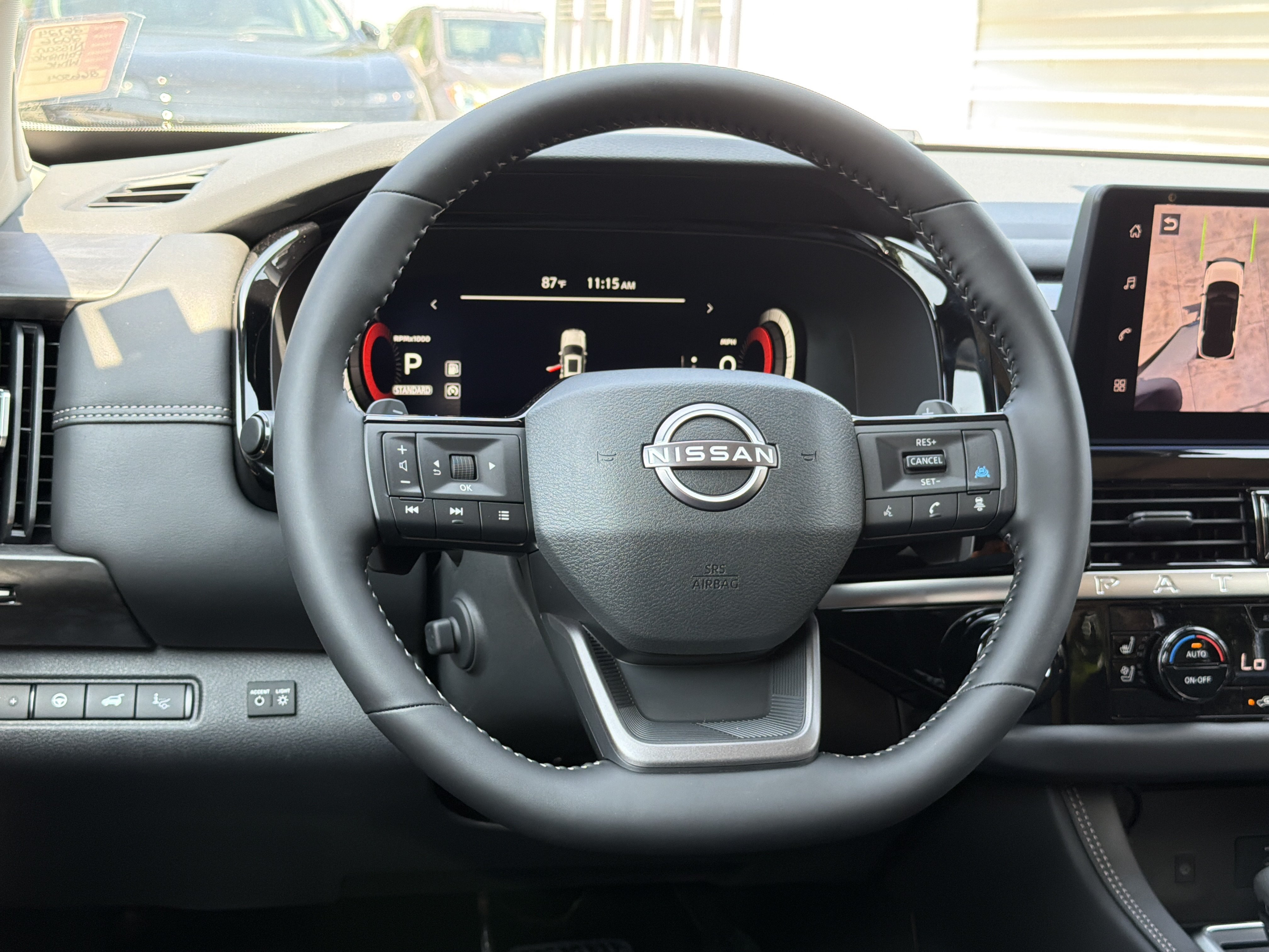 New 2026 Everest White Pearl Tricoat Nissan Platinum image 24