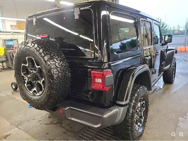 Used 2023 Black Clearcoat Jeep Rubicon image 3