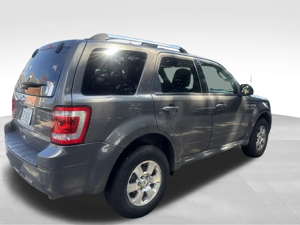 Used 2012 Gray Ford Limited image 8