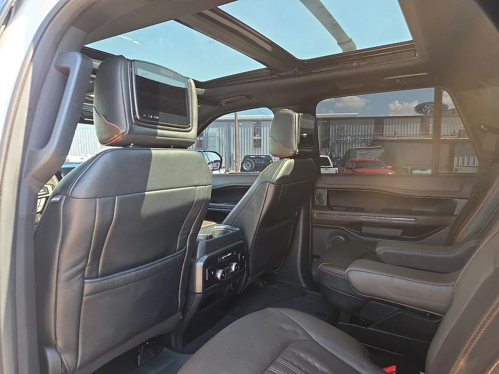 Used 2020 White Ford King Ranch image 16