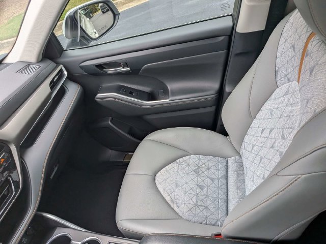 Used 2023 Beige Toyota Bronze Edition image 17