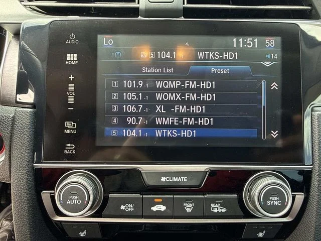 Used 2017  Honda EX-T image 29