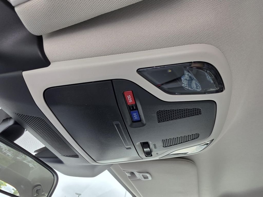 2025 Subaru Legacy Premium - Photo 23