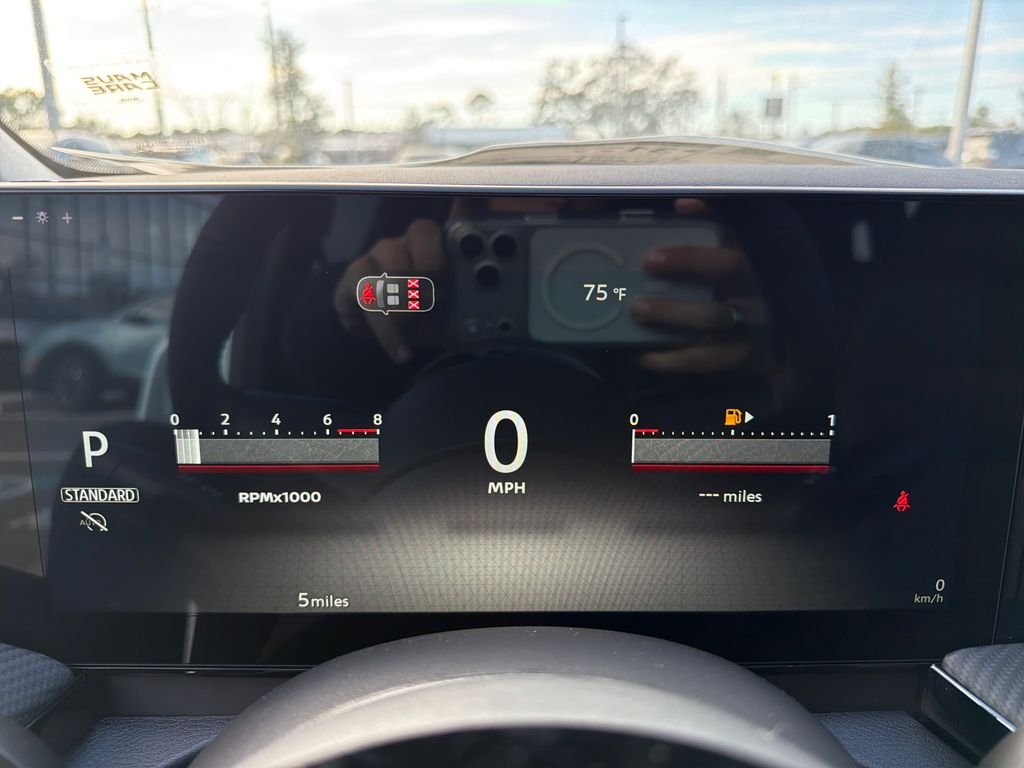 New 2026 Nissan Kicks SR 4D Sport Utility