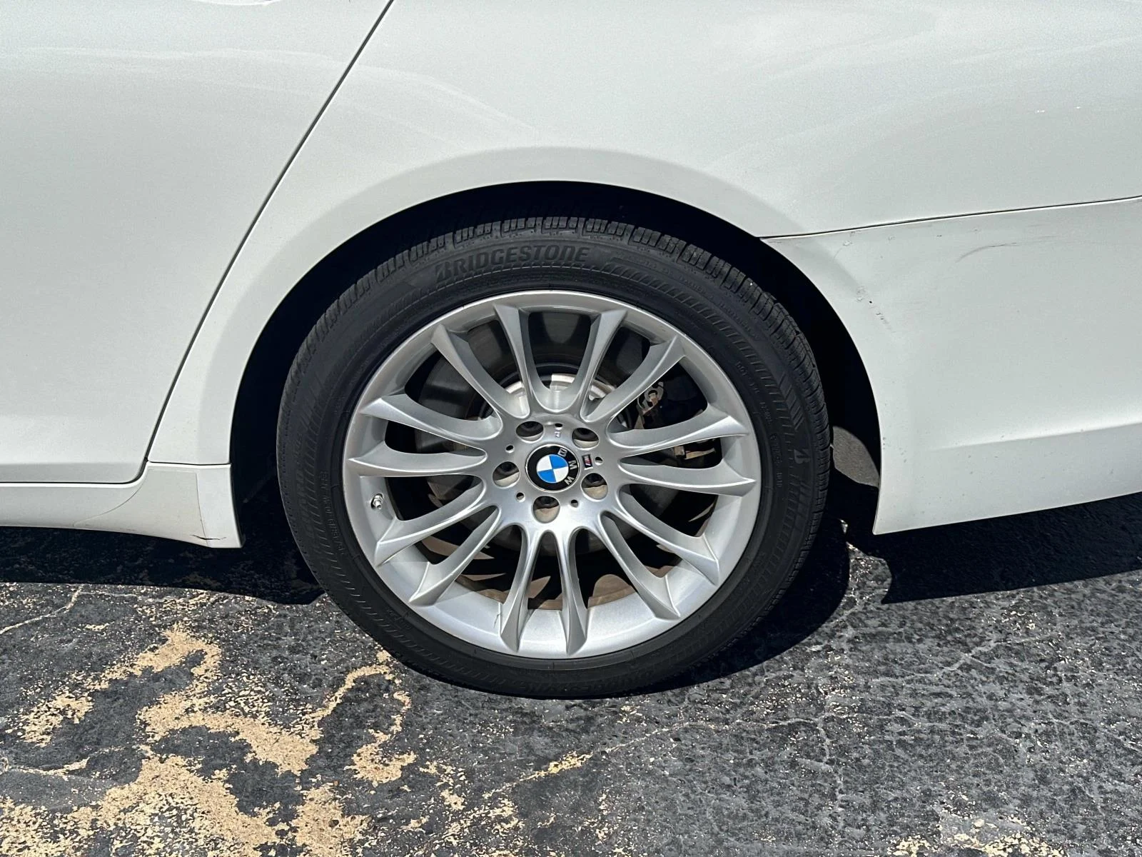 Used 2015 Alpine White BMW 4dr Sdn 750Li xDrive AWD image 8