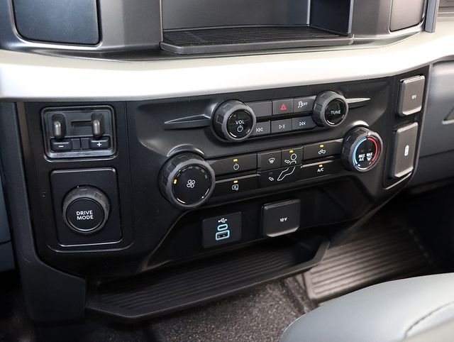 New 2026 Oxford White Ford F-450® XL image 23