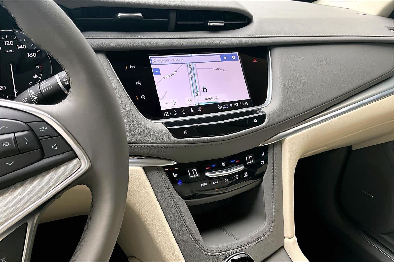 Pre-Owned 2023 Cadillac XT5 FWD Premium Luxury