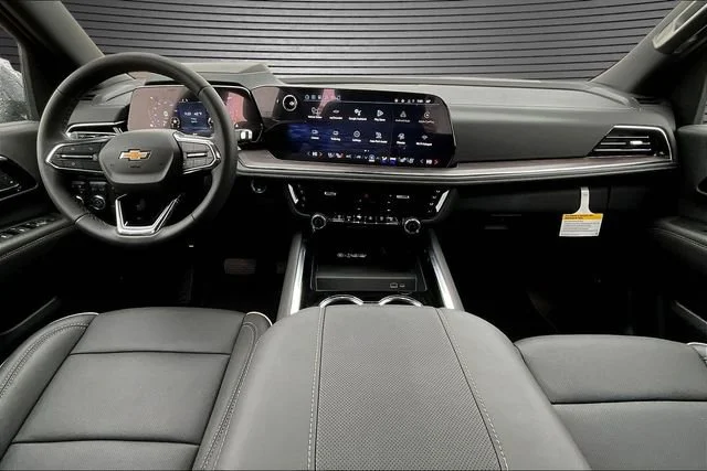 New 2026 Black Chevrolet Premier image 5