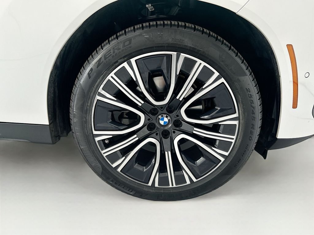 Certified Used 2025 White Metallic BMW 30 xDrive image 30