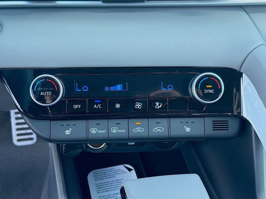 New 2026 Amazon Gray Hyundai SEL Sport Premium image 12