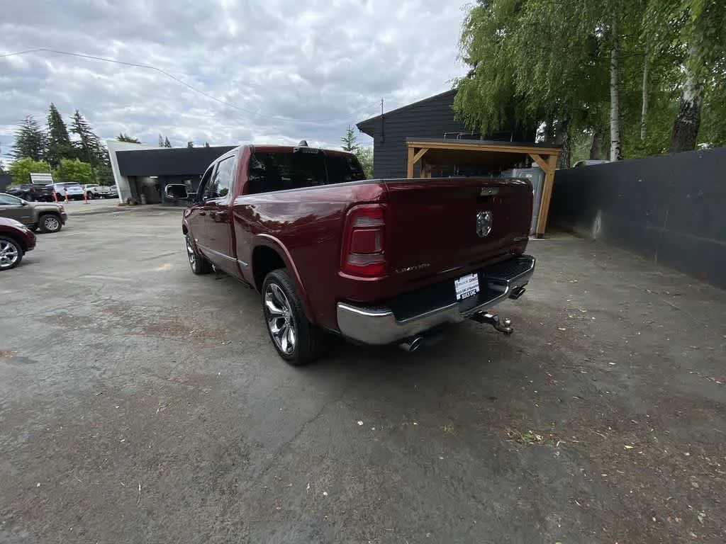 Used 2022 Delmonico Red Pearlcoat Ram Limited image 4
