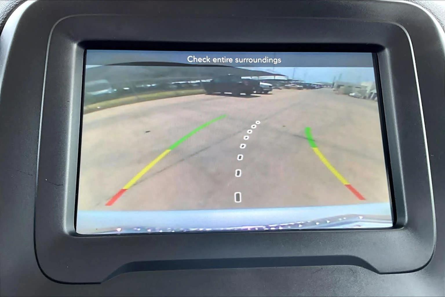 Used 2018 Glacier Metallic Jeep Latitude image 23