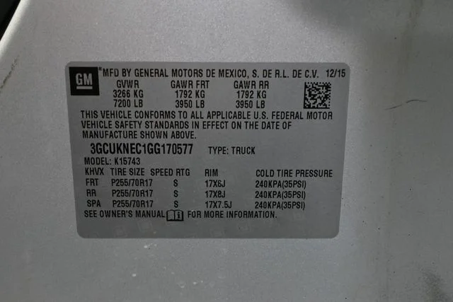 Used 2016 Silver Chevrolet LS image 40