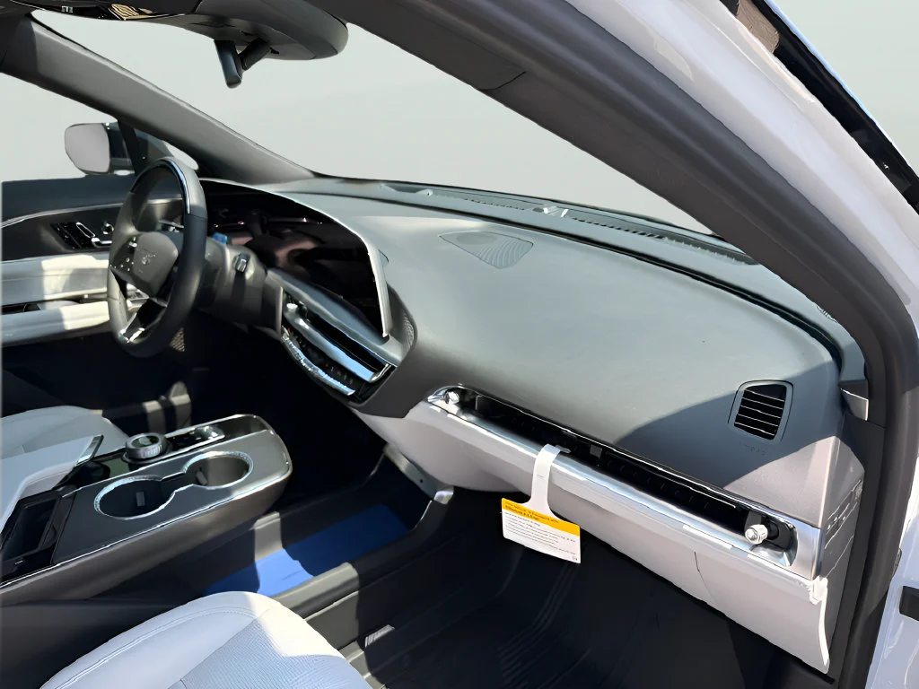 2026 Cadillac LYRIQ Sport - Photo 39