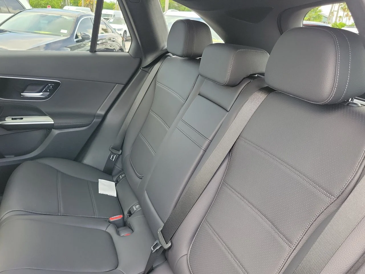 New 2026 Cirrus Silver Metallic Mercedes-Benz GLC 300 image 13