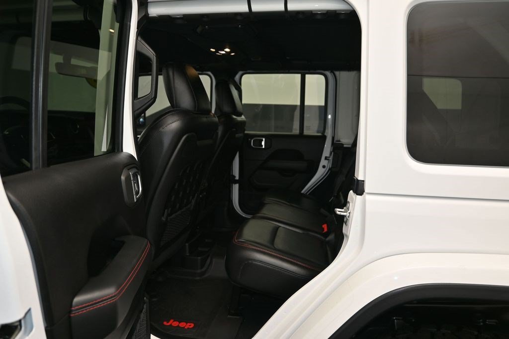 Used 2020 Bright White Clearcoat Jeep Rubicon image 12