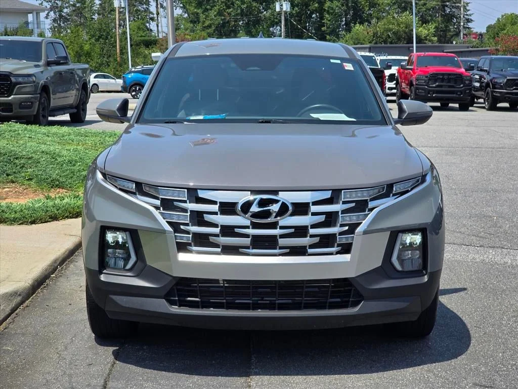 Used 2024 Gray Hyundai SEL image 22