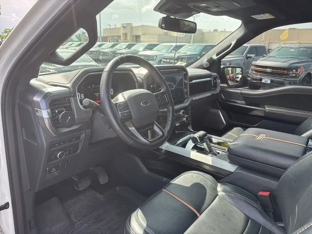 Used 2022 White Ford Platinum image 9