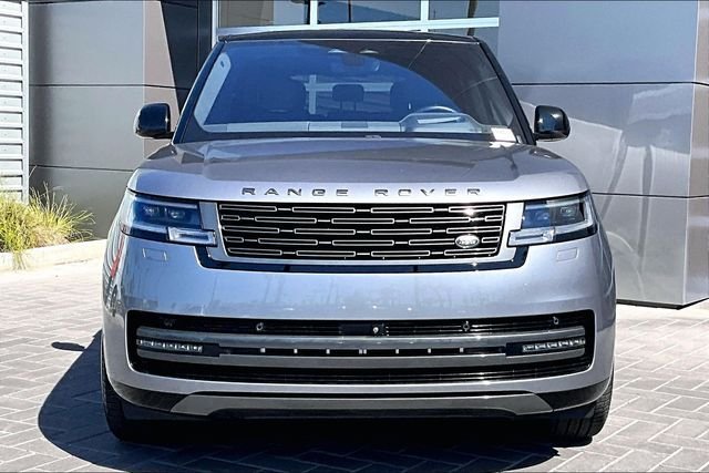 Certified Used 2023 Eiger Gray Metallic Land Rover SE image 2
