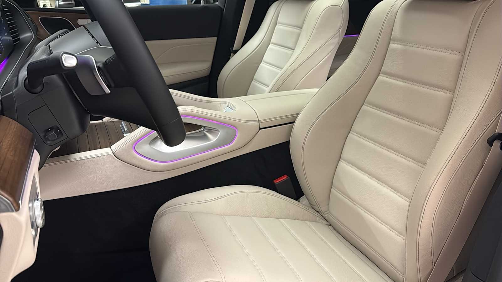 New 2026 Polar White Mercedes-Benz GLE 450 image 29