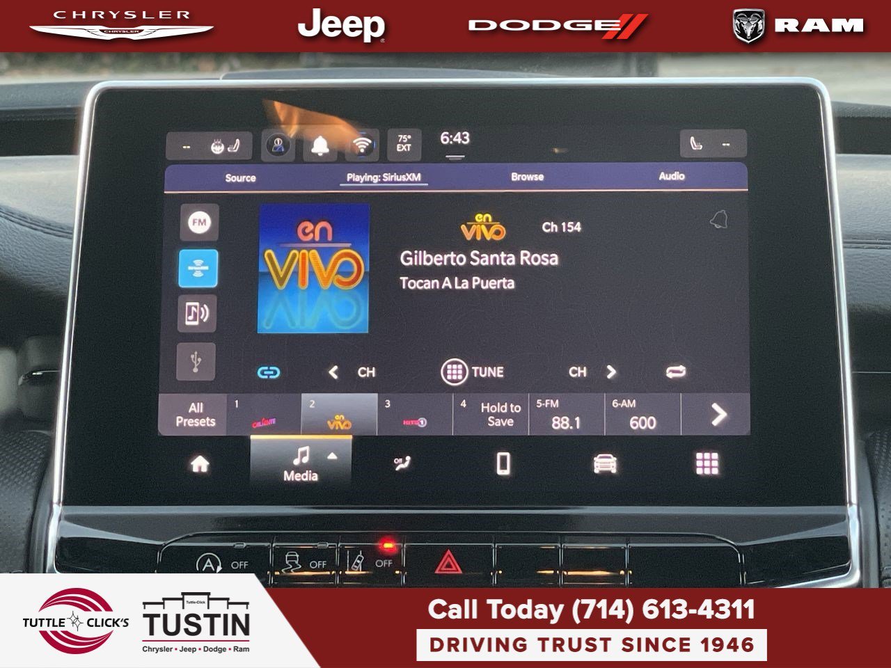 New 2026 Bright White Clearcoat Jeep Latitude image 14