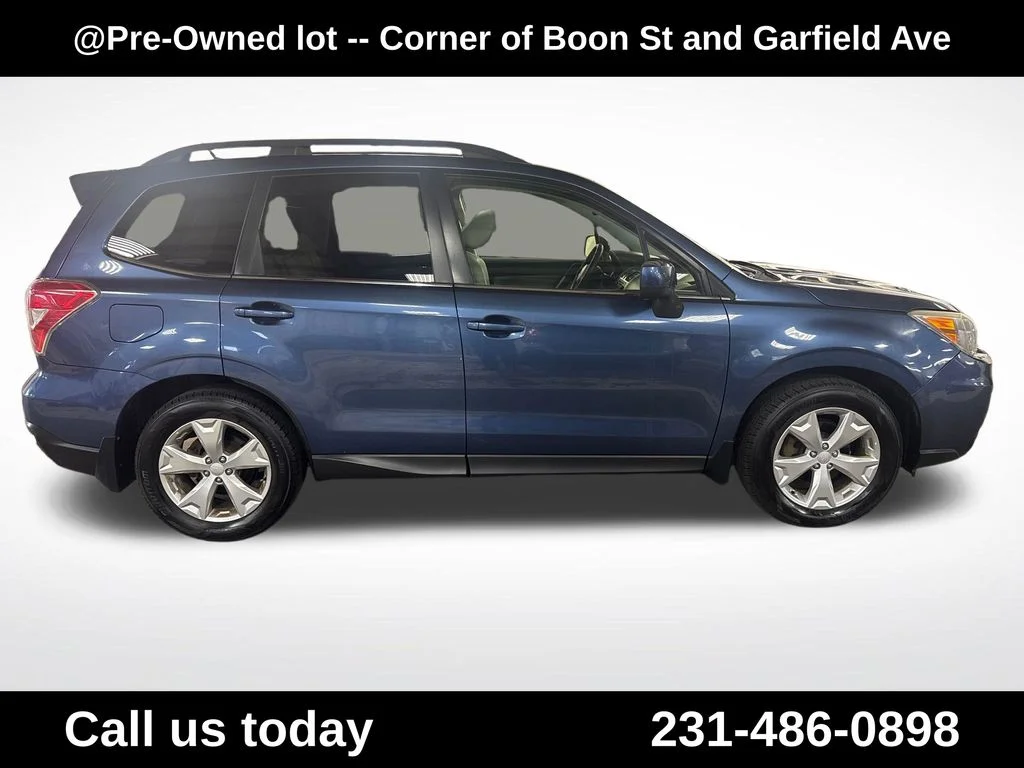 Used 2014 Blue Subaru 2.5i Limited image 6