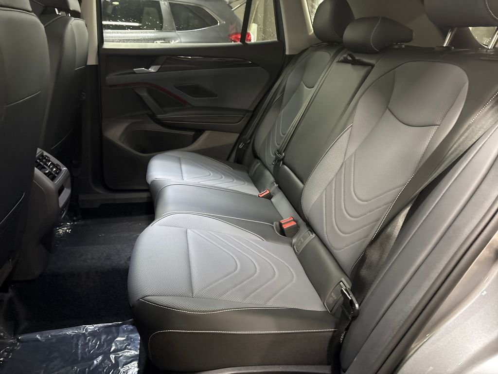 New 2026 Silver Volkswagen 2.0T SE image 12
