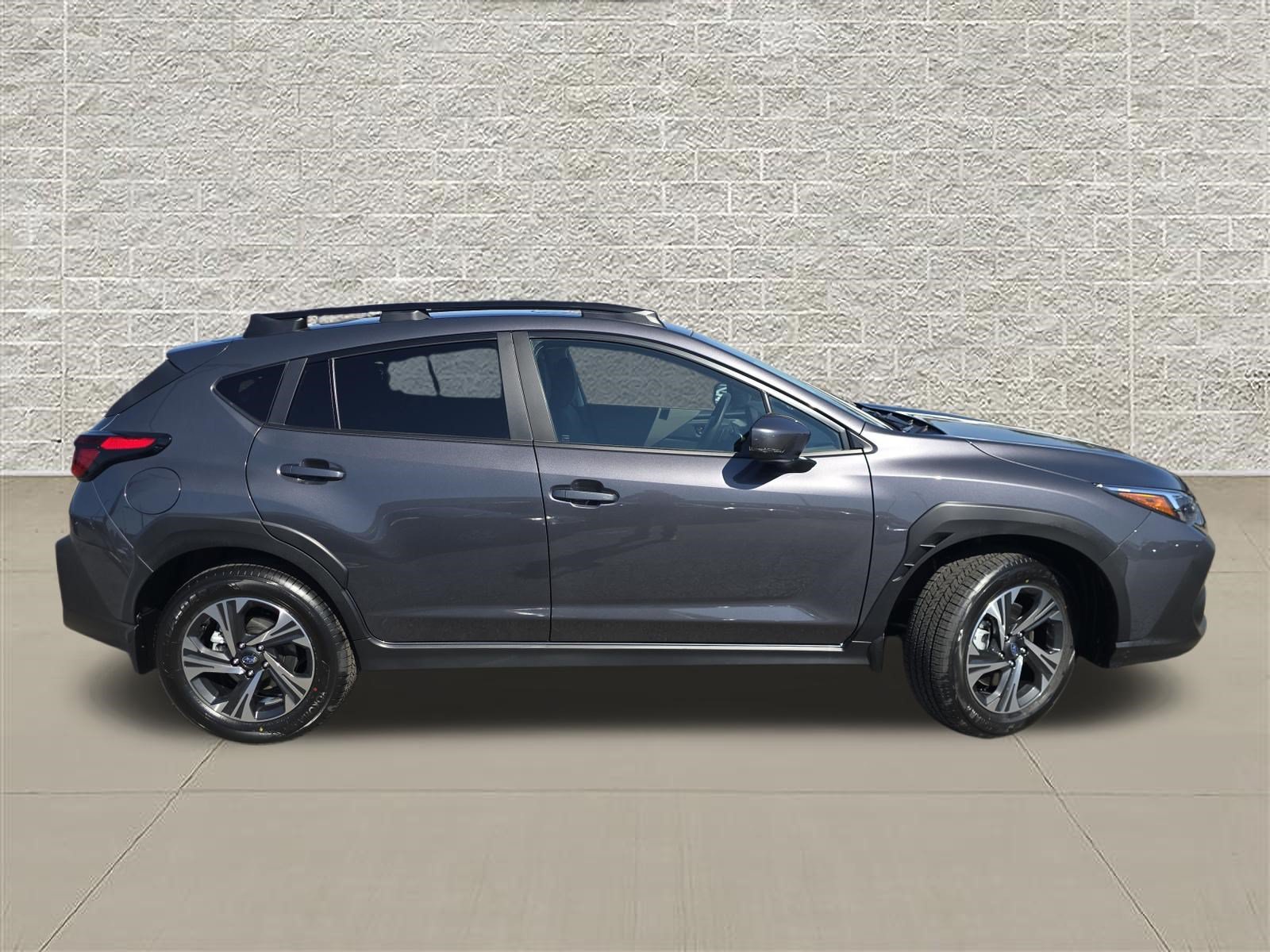New 2026 MAGNETITE GRAY PEARL Subaru Premium image 8