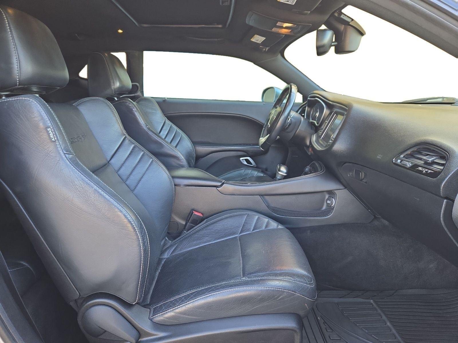 Used 2015 Billet Silver Metallic Clearcoat Dodge SRT 392 image 23