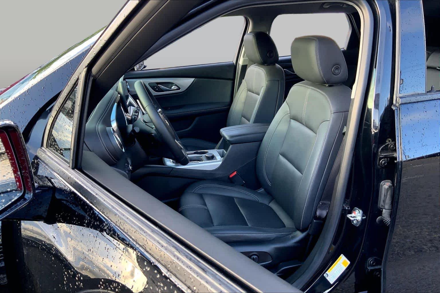 Used 2024 Black Chevrolet LT image 8