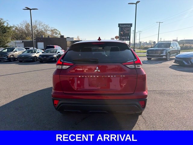 Used 2023  Mitsubishi ES image 18