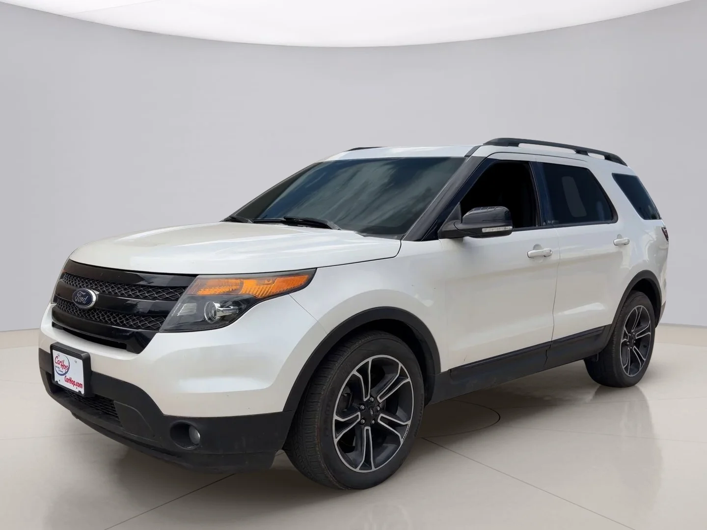 Used 2015 White Ford SPORT image 1