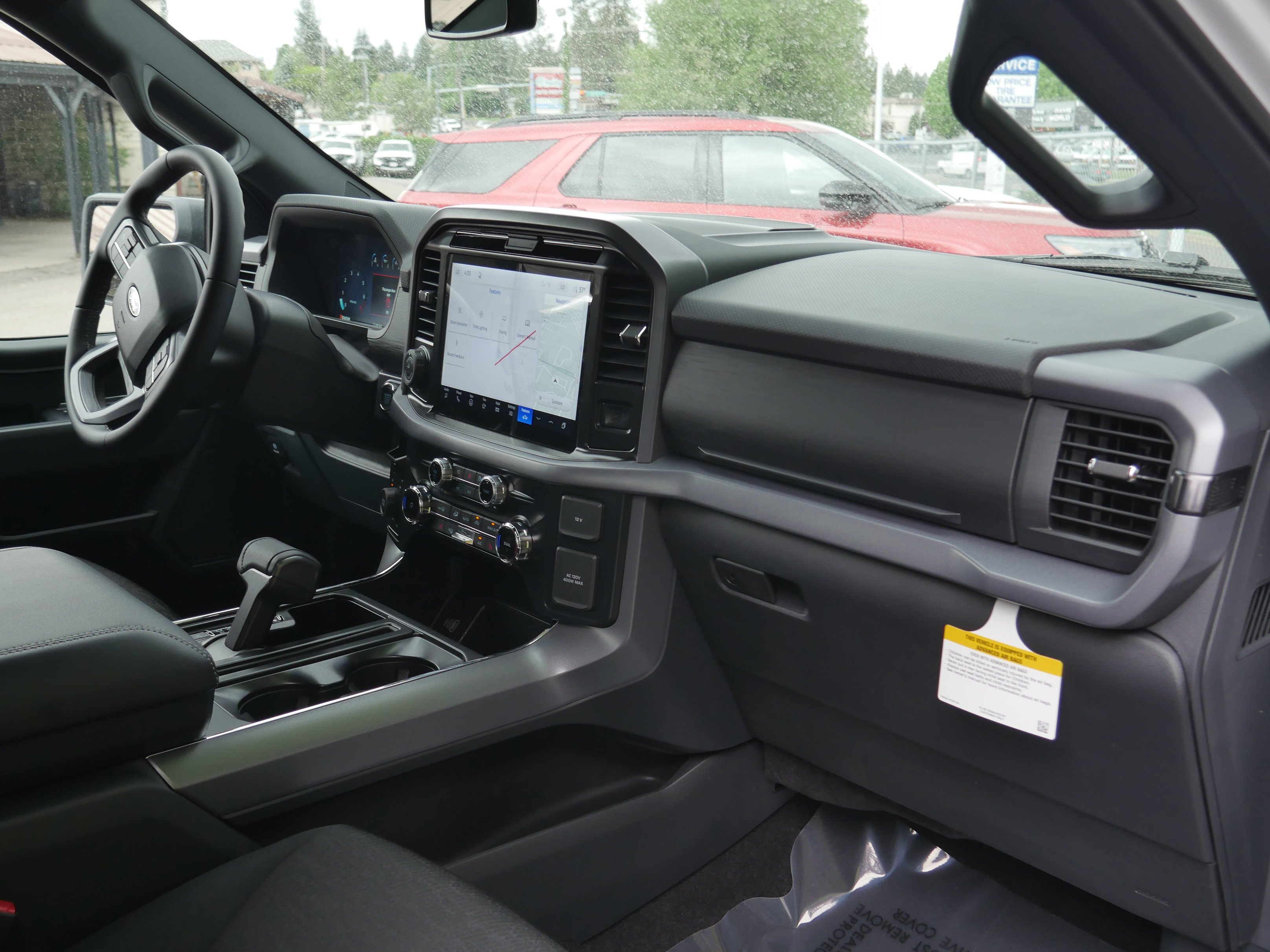 New 2026 Oxford White Ford XLT image 25