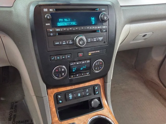 Used 2012 White Buick Leather Group image 22