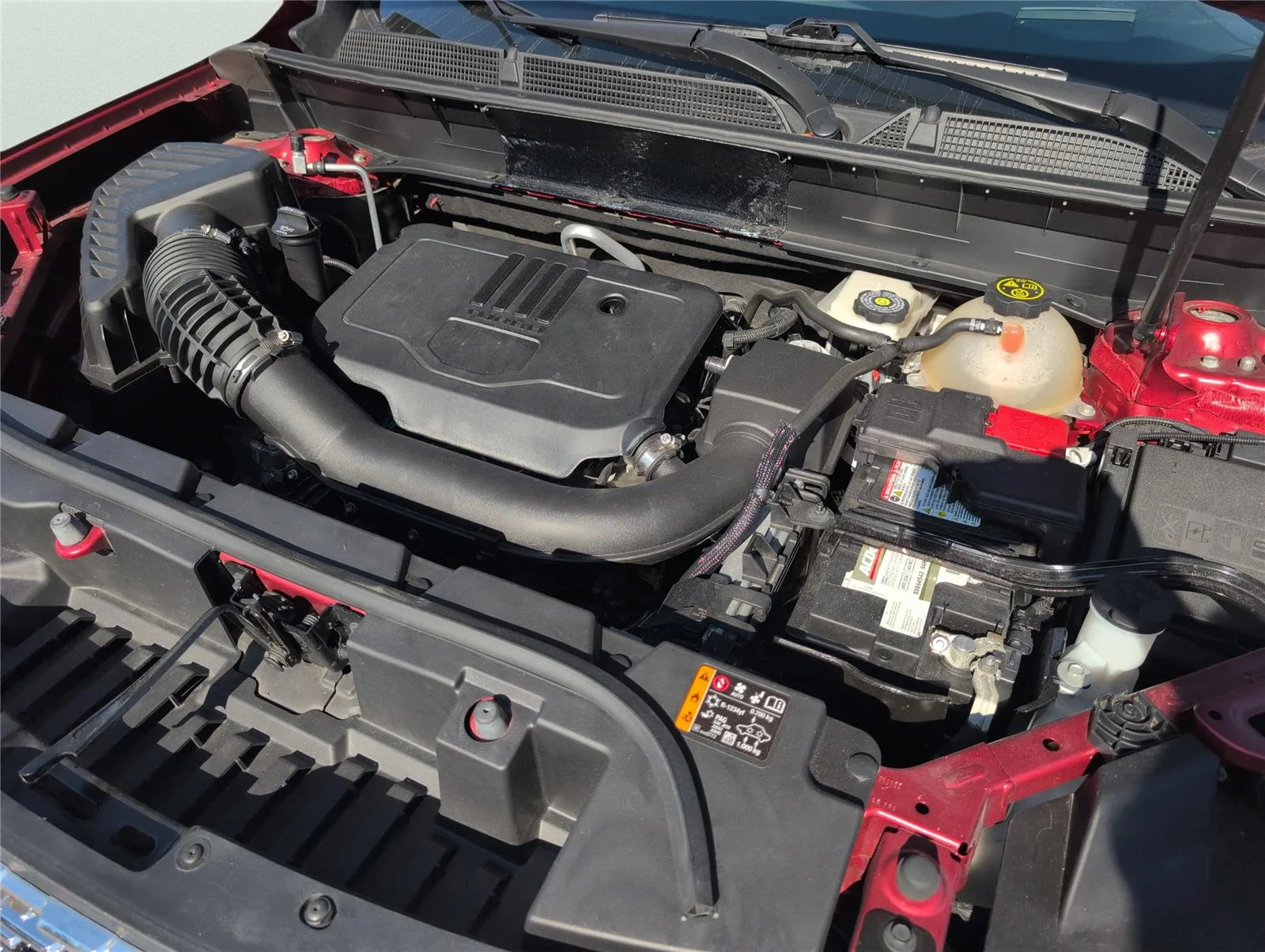 Used 2023 Volcanic Red Tintcoat GMC Denali image 10