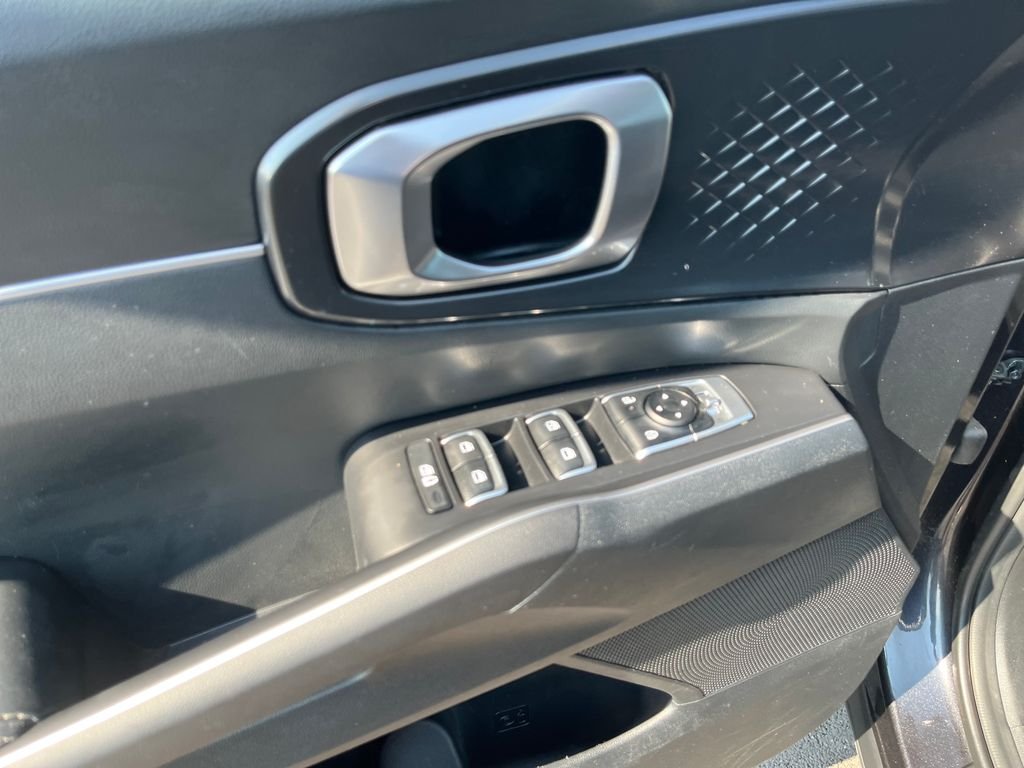 Used 2025 Gray Kia S image 10