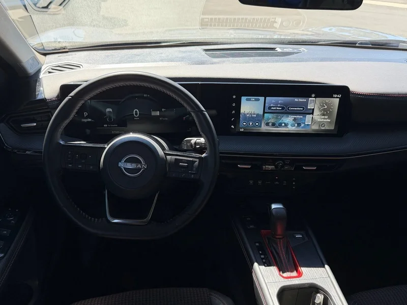 Used 2025 Gun Metallic/supe Nissan SR image 13