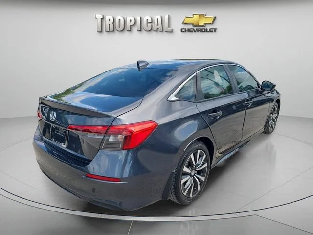 Used 2024 Gray Honda EX image 5