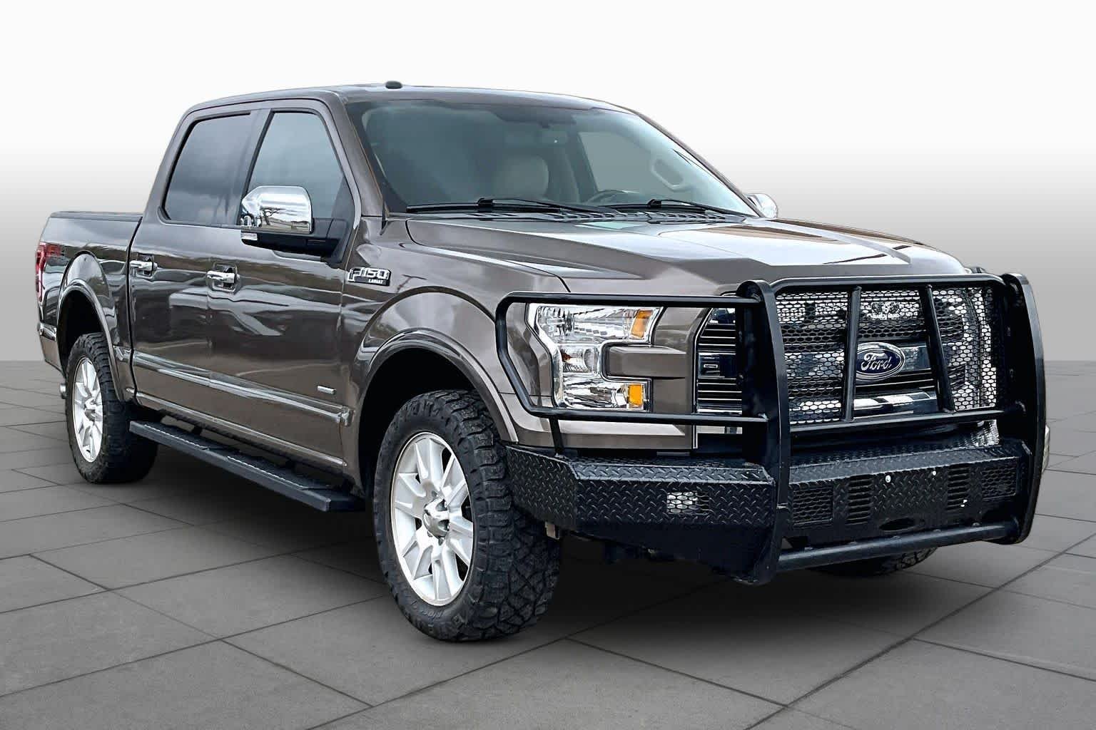 Used 2017 Caribou Metallic Ford Lariat image 2