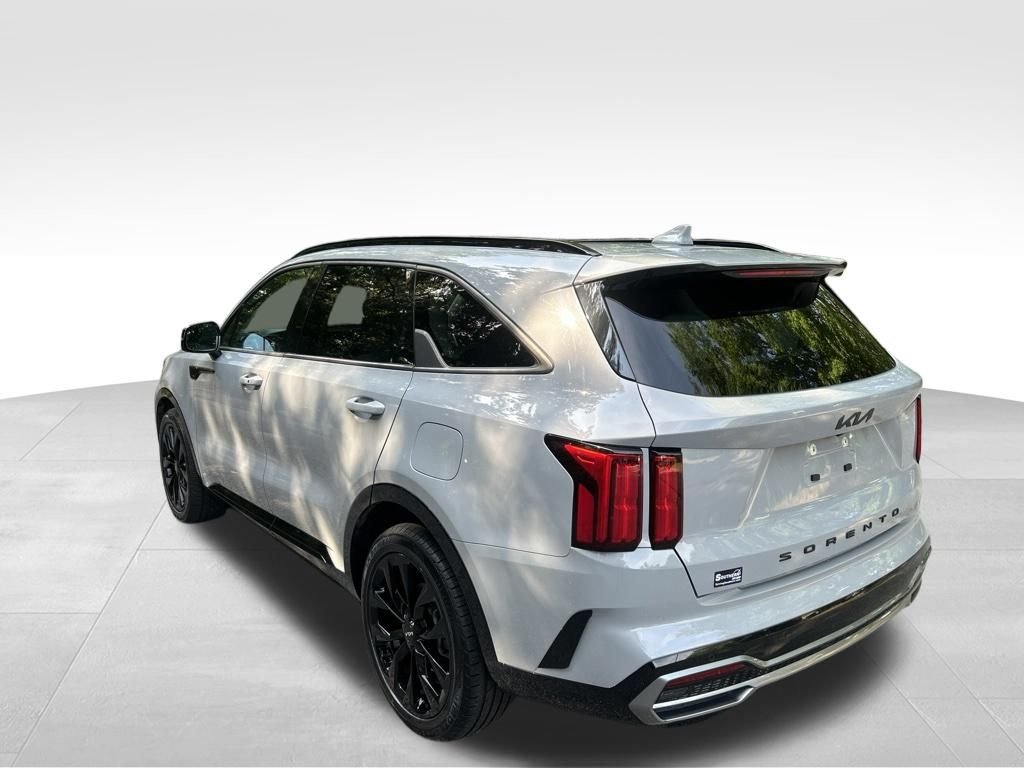 Used 2022 Gray Kia SX image 3