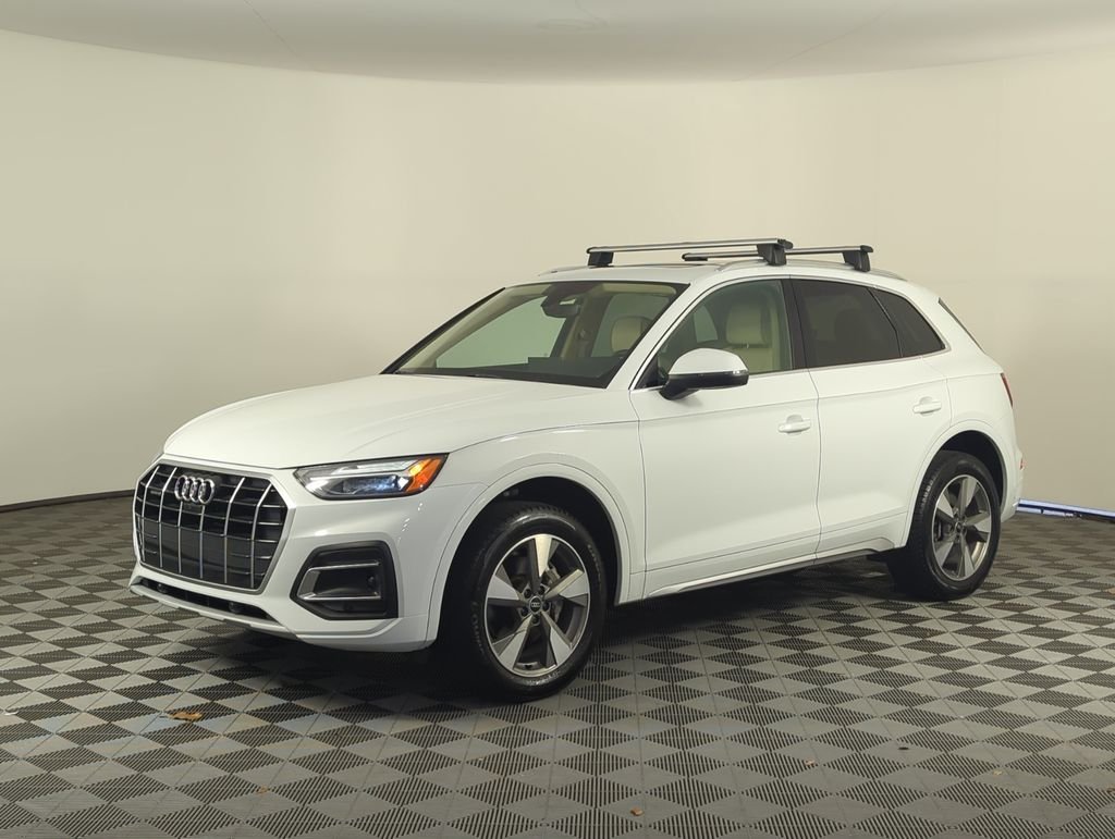 2023 Audi Q5 40 Premium Plus's photo