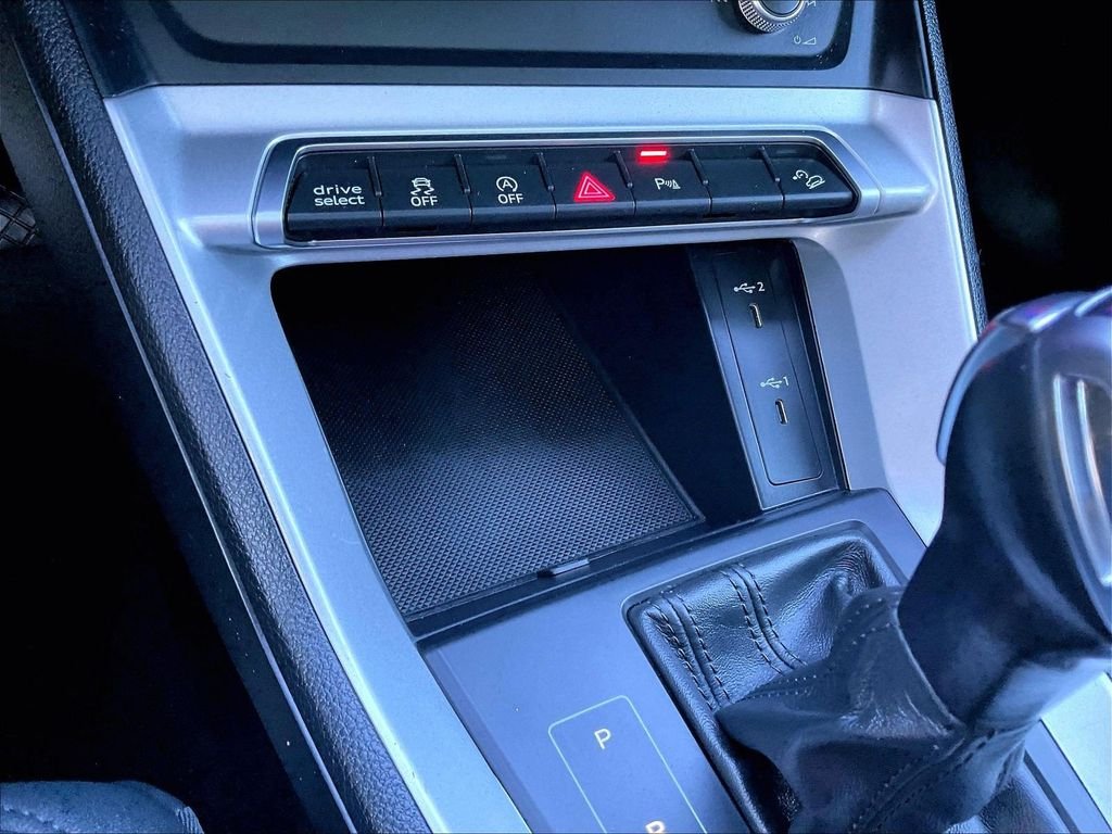 Used 2025 White Audi Premium image 27