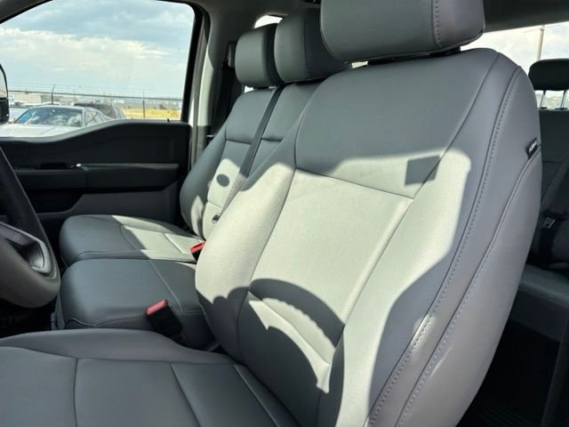 New 2026 Oxford White Ford F-350® XL image 11